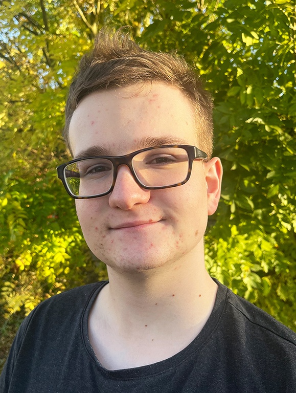 Noah-Fischer-Auszubildender-IPlaCon (1).jpg
